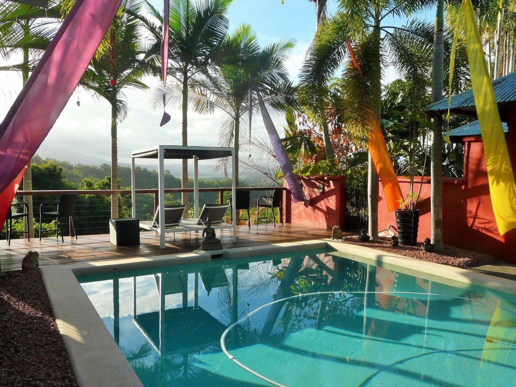 Mai Tai Resort Cassowary Kültér fotó