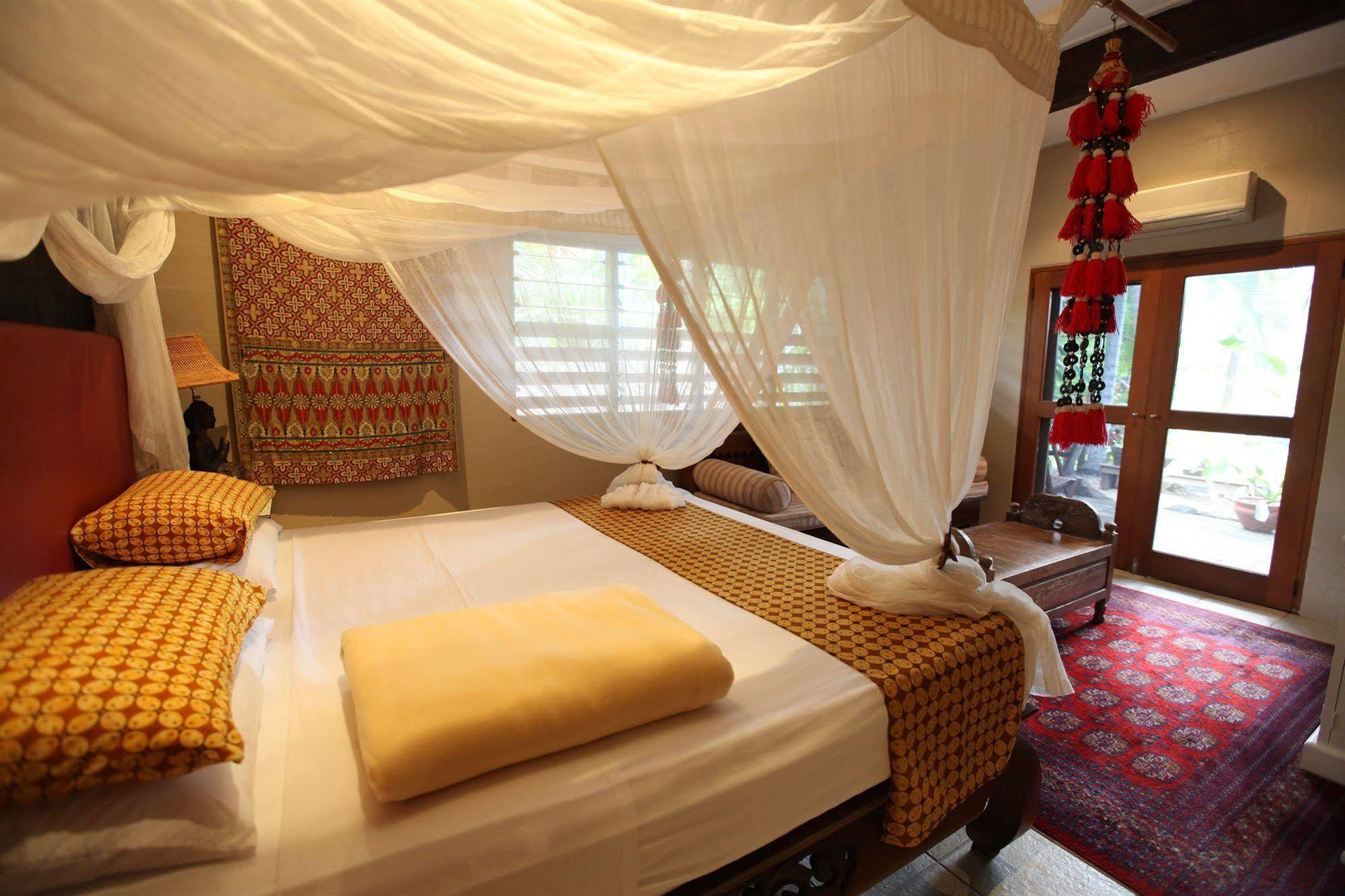 Mai Tai Resort Cassowary Kültér fotó