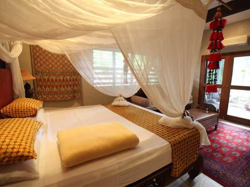 Mai Tai Resort Cassowary Kültér fotó